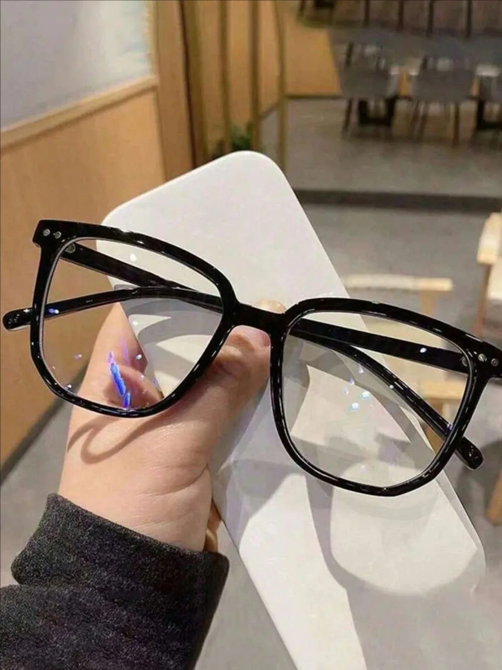 مناظر نسائية اطار كبير